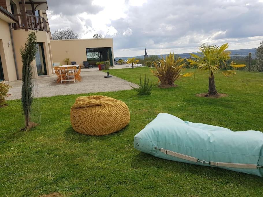 Magnifique Villa Avec Piscine Interieure Saint-Pois Eksteriør billede