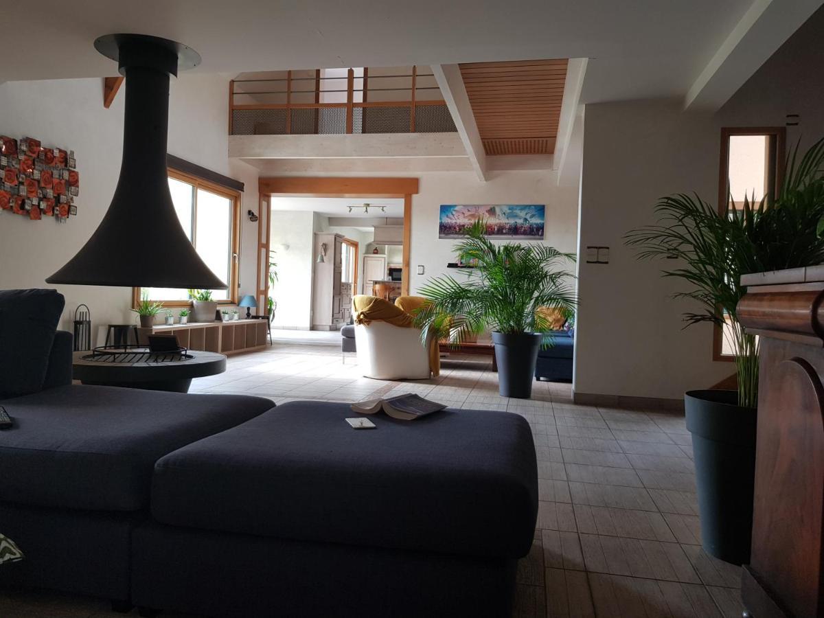 Magnifique Villa Avec Piscine Interieure Saint-Pois Eksteriør billede