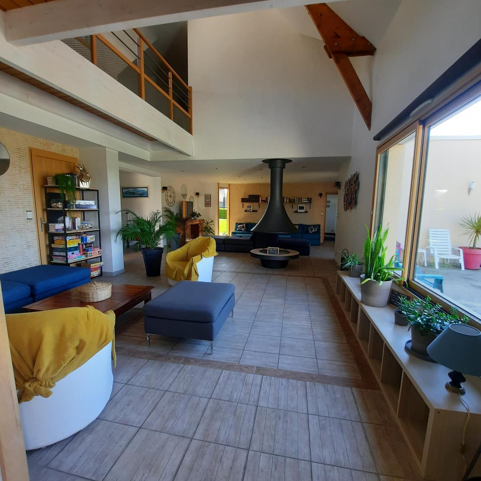 Magnifique Villa Avec Piscine Interieure Saint-Pois Eksteriør billede